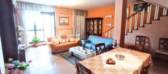 Apartamento de 3 habitaciónes en Foggia, Italy No. 141089 15