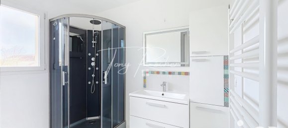 5 bedrooms House in Chateaudun, France No. 256224 7