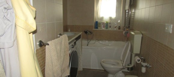 4 rooms Apartment in Carrara, Italy No. 27335 6