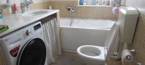 4 rooms Apartment in Carrara, Italy No. 27335 37