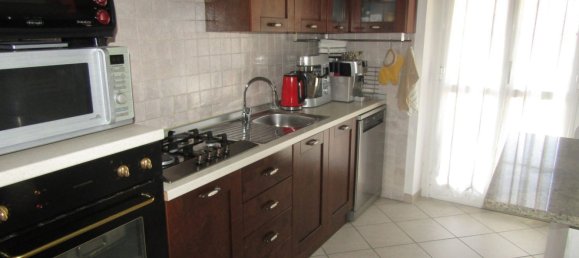 4 rooms Apartment in Carrara, Italy No. 27335 32