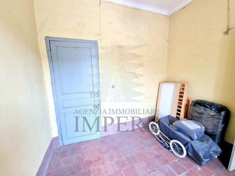 4 rooms Apartment in Ventimiglia, Italy No. 171969