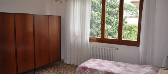 2 rooms Villa in Forte dei Marmi, Italy No. 258687 19