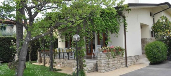 2 rooms Villa in Forte dei Marmi, Italy No. 258687 2