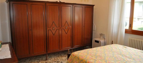 2 rooms Villa in Forte dei Marmi, Italy No. 258687 15