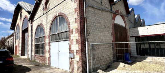 Bâtiment à Asnières-sur-Oise, France 300m² No. 292643 4