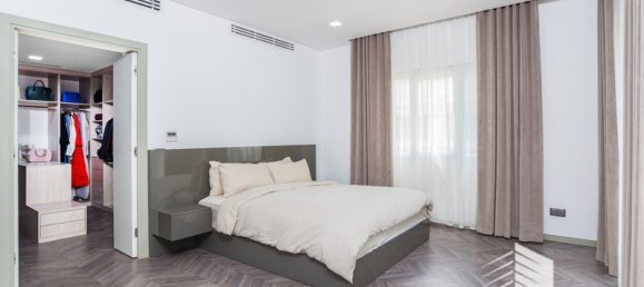 4 bedrooms Villa in Meadows, UAE No. 13145 12