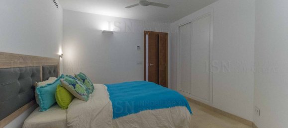 Apartamento de 4 dormitorios en Palma de Mallorca, Spain No. 47223 20