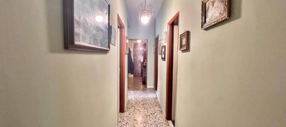 5 rooms Apartment in Sant'Antimo, Italy No. 112188 11