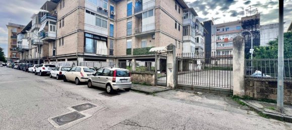 5 rooms Apartment in Sant'Antimo, Italy No. 112188 8