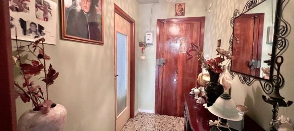 5 rooms Apartment in Sant'Antimo, Italy No. 112188 12