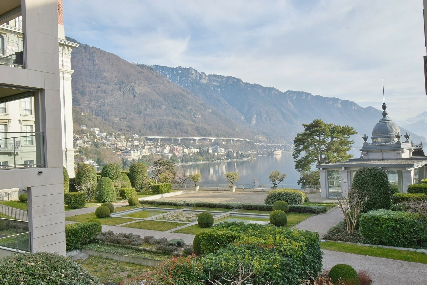 3 bedrooms Condo in Montreux, Switzerland No. 249