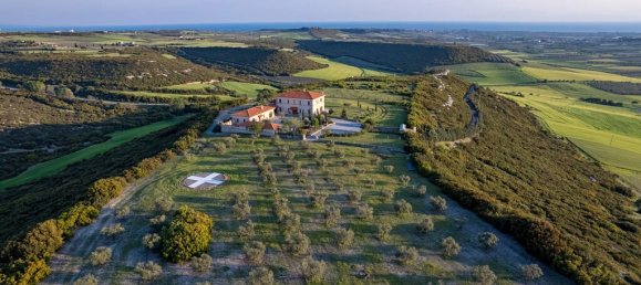 586m² Villa in Chalkidiki, Greece No. 93562 3