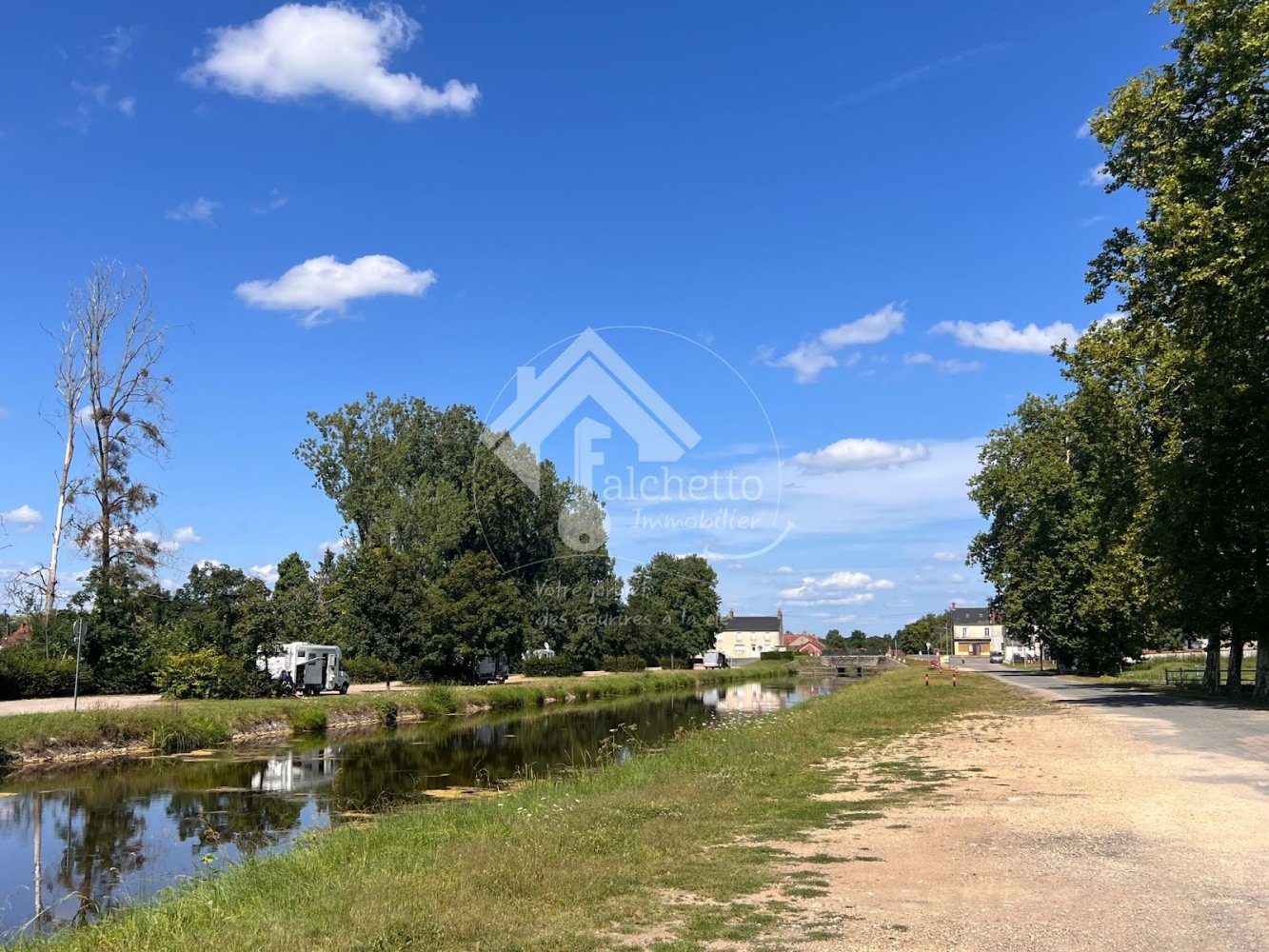 Terreno em Sancoins, France 1034 m² N.º 250756