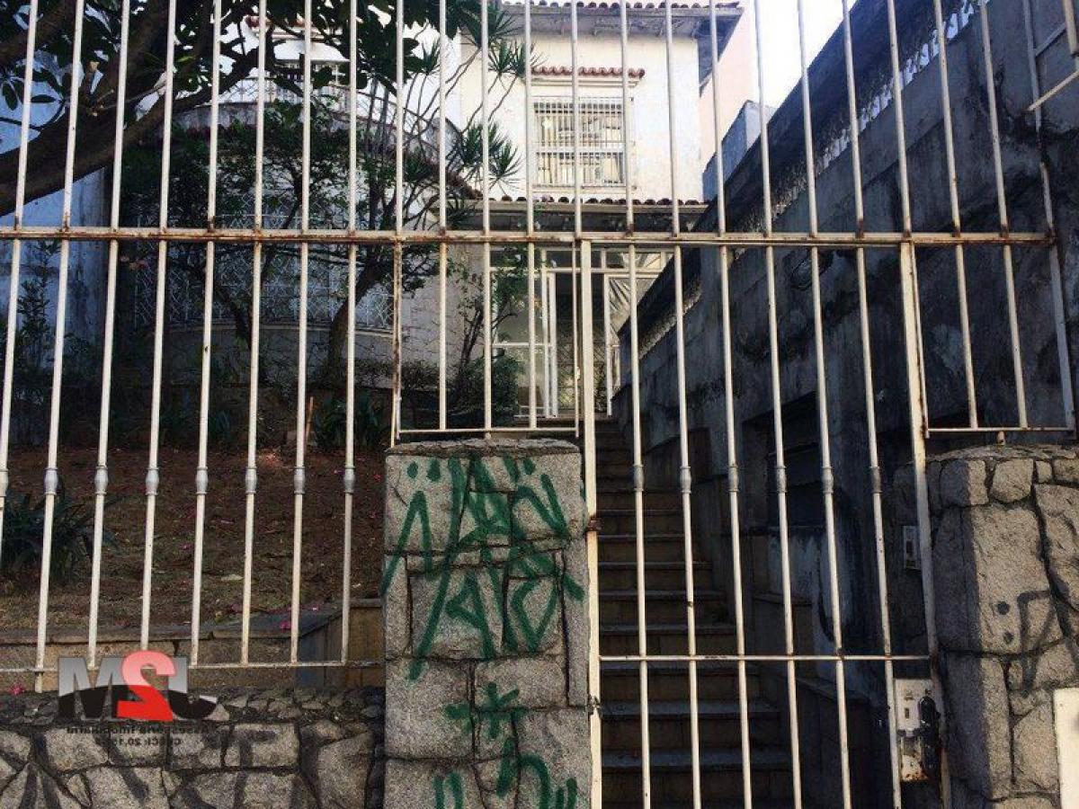 Дом с 4 спальнями в Сан-Паулу, Бразилия № 515150