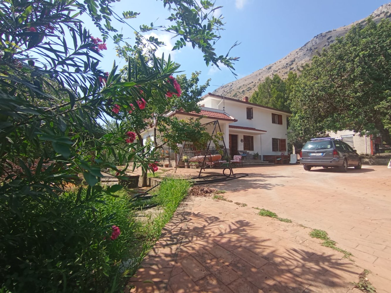 7 bedrooms Villa in Carini, Italy No. 45492