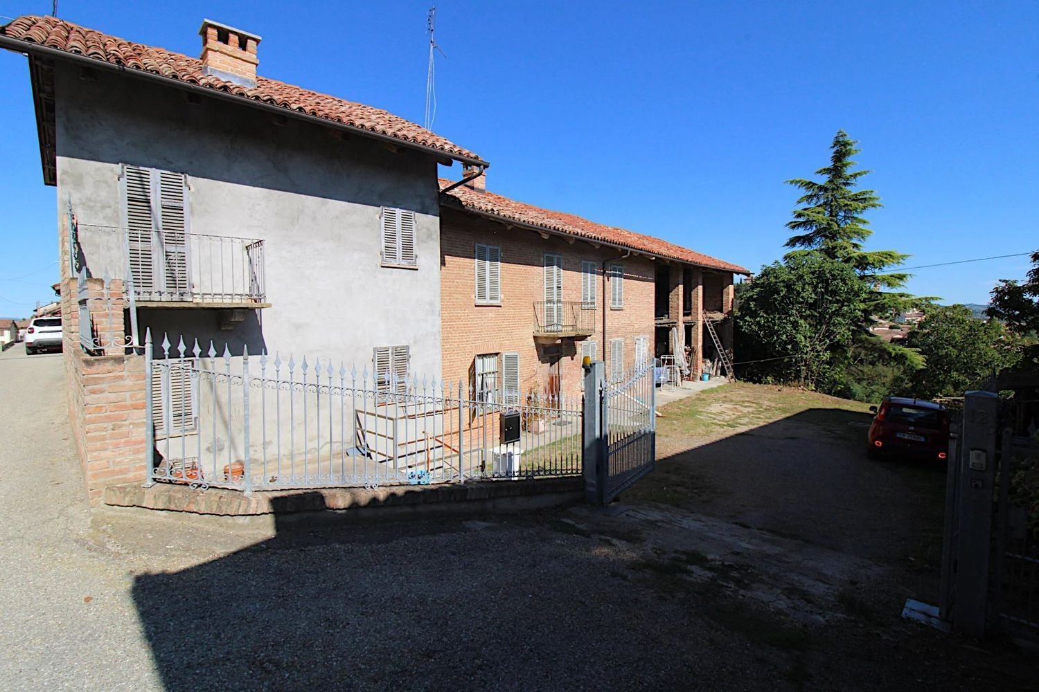 6-Zimmer Haus in Govone, Italy, Nr. 49790