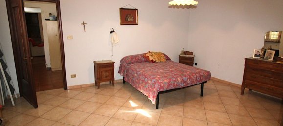 6-Zimmer Haus in Govone, Italy, Nr. 49790 7