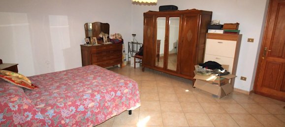 6-Zimmer Haus in Govone, Italy, Nr. 49790 8