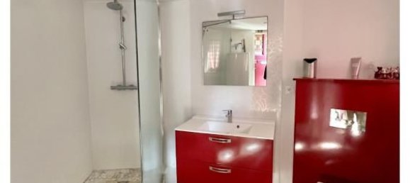 2 bedrooms House in Le Havre, France No. 357377 3