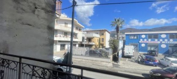 6 bedrooms House in Striano, Italy No. 99139 36