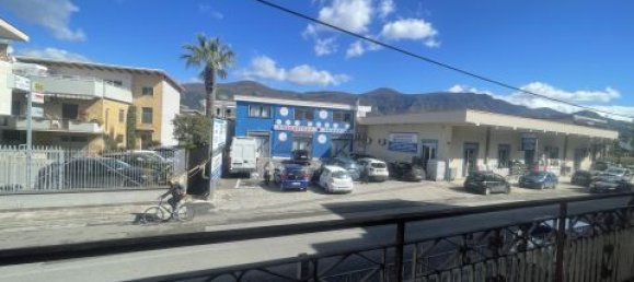 6 bedrooms House in Striano, Italy No. 99139 34