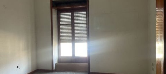 6 bedrooms House in Striano, Italy No. 99139 17