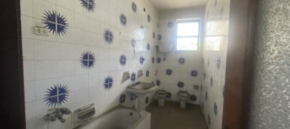 6 bedrooms House in Striano, Italy No. 99139 32