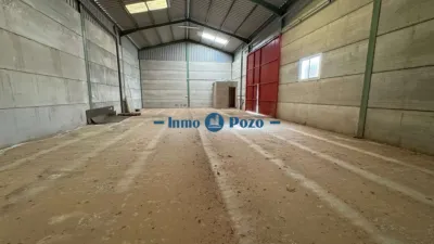 Склад 220м² в Альмендралехо, Испания № 204463
