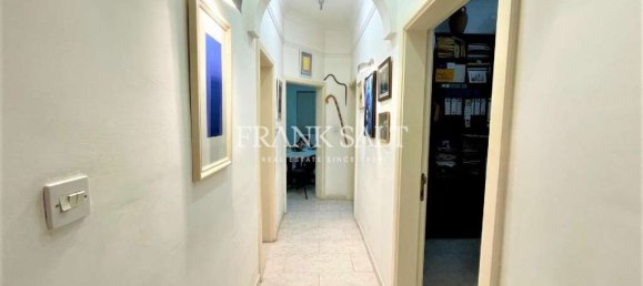 95m² Office in Valletta, Malta No. 12390 2