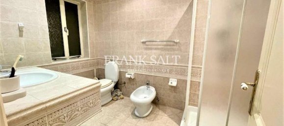 95m² Office in Valletta, Malta No. 12390 7