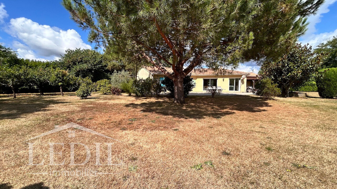 4 bedrooms House in Saint-Pierre-d'Eyraud, France No. 306710