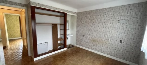 5 bedrooms House in Esternay, France No. 314981 10