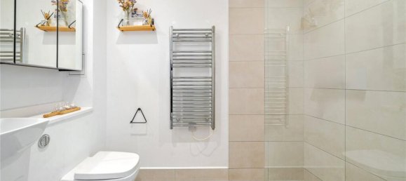 1 bedroom Apartment in London, United Kingdom No. 12229 10