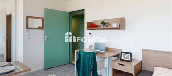 Studio in Paris, France No. 363261 4