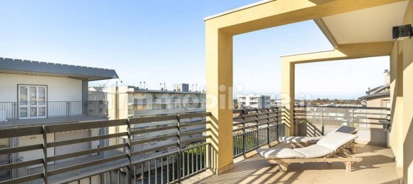 3 Schlafzimmer Penthouse in Jesolo, Italy, Nr. 324252 31