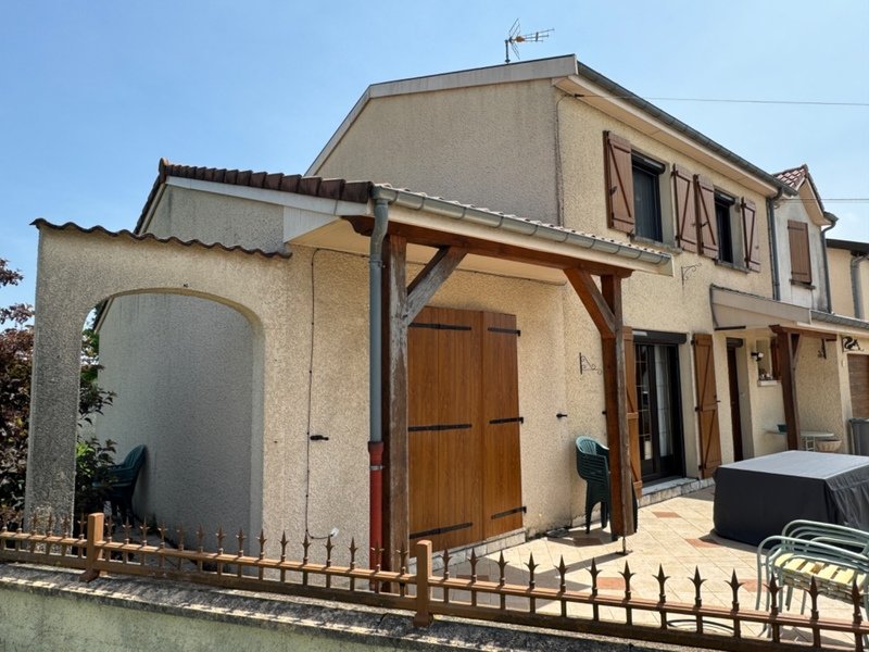 4 Schlafzimmer Haus in Villiers-en-Lieu, France, Nr. 272255