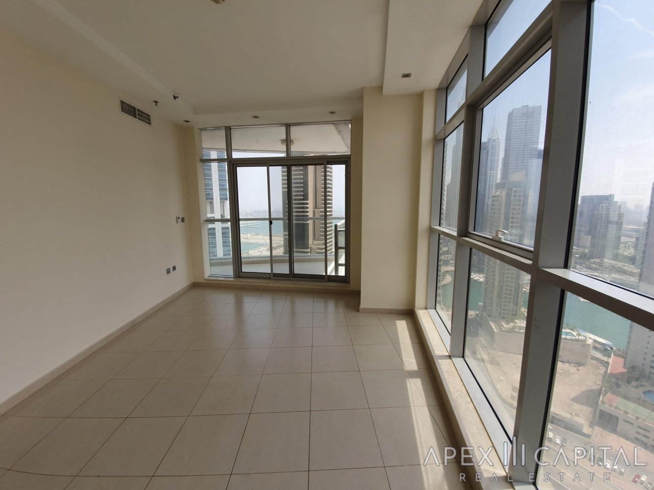 3 bedrooms Apartment in Dubai Marina, UAE No. 7243