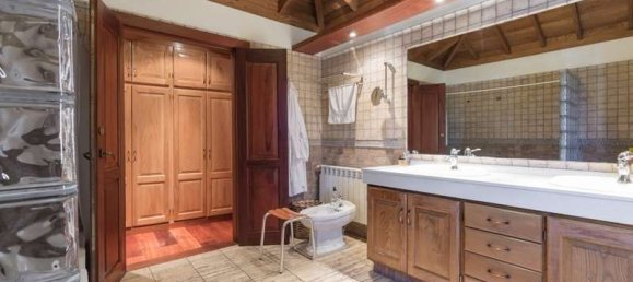 4 bedrooms House in Vilaflor, Spain No. 29756 25