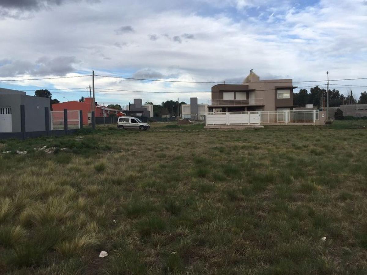  Land in Buenos Aires, Argentina No. 114907