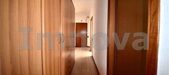Apartamento T3 em Limbiate, Italy N.º 362181 10