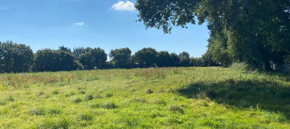 Land in Saint-Pere-en-Retz, France No. 95557 4