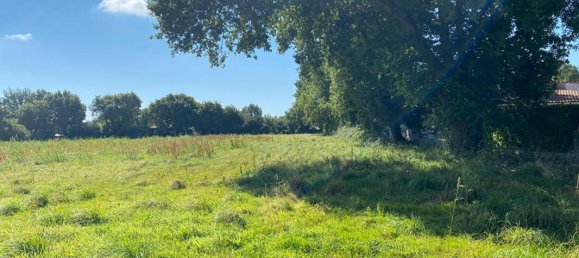 Land in Saint-Pere-en-Retz, France No. 95557 6