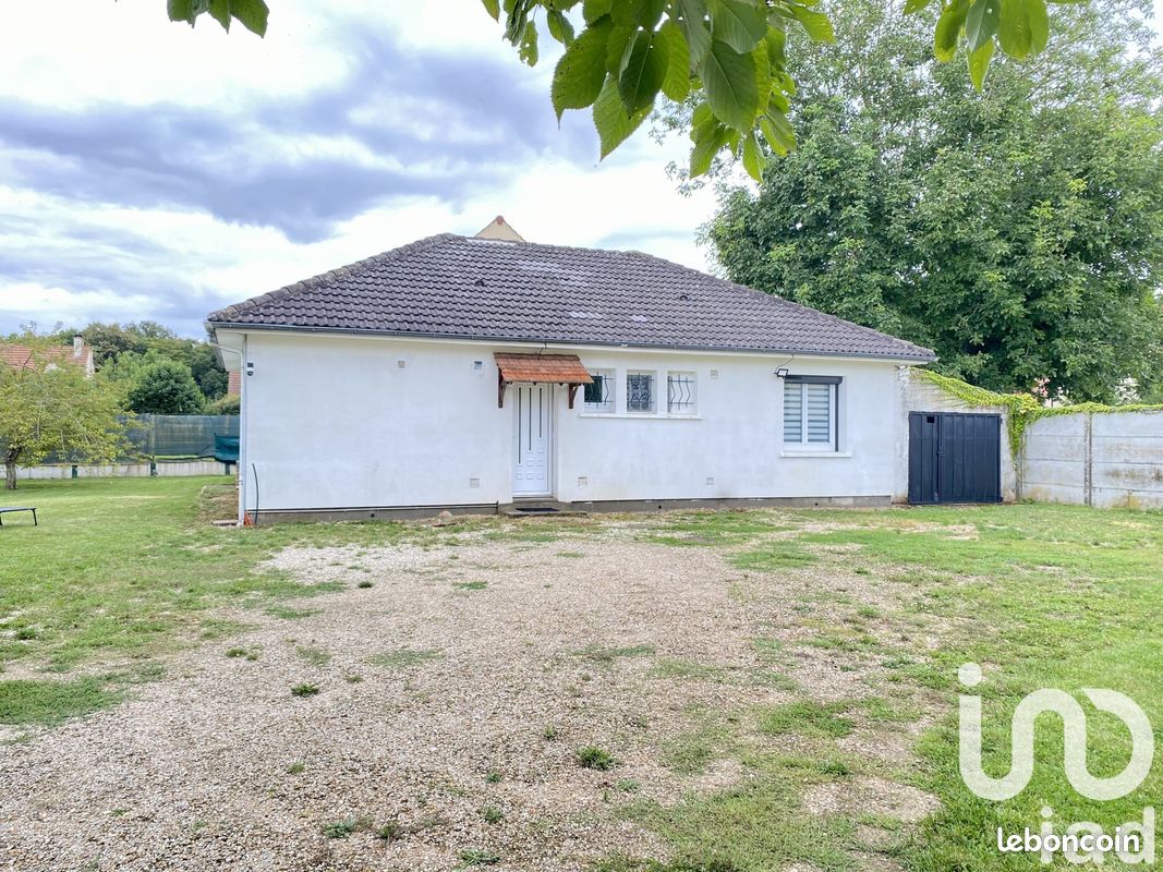 2 bedrooms House in Auneau, France No. 251282