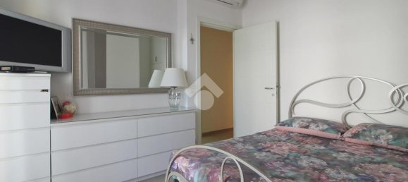 Квартира с 2 спальнями в Джулианова, Италия № 358671 19