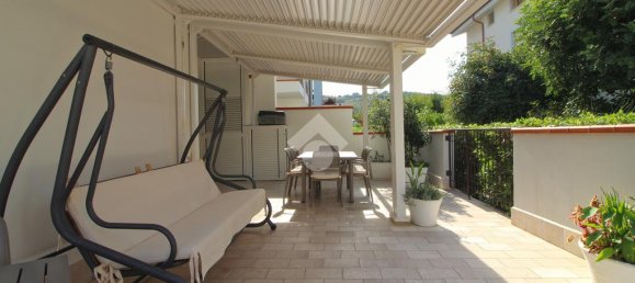 Квартира с 2 спальнями в Джулианова, Италия № 358671 12