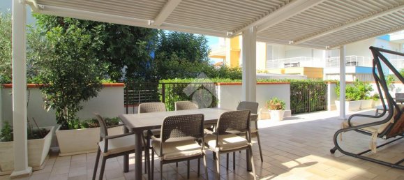 Квартира с 2 спальнями в Джулианова, Италия № 358671 10