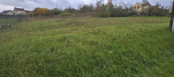 1335m² Land in Le Breuil, France No. 215572 2