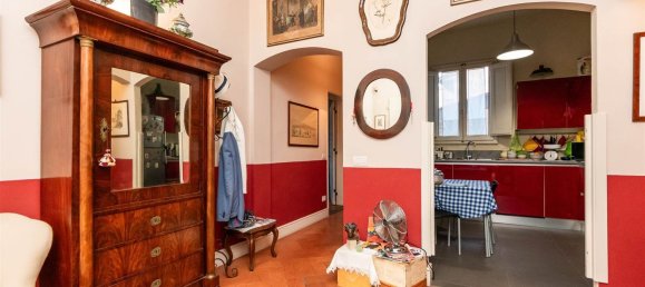 5 غرف نوم شقة في Pistoia, Italy رقم 314232 33