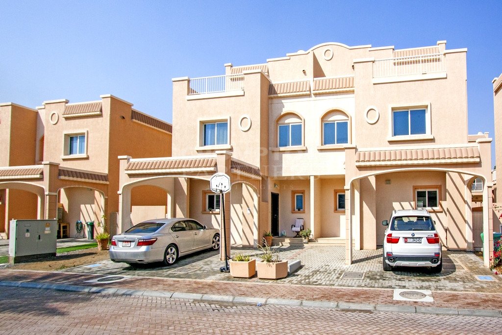 5 Schlafzimmer Villa in Al Reef, UAE, Nr. 67233